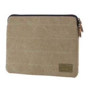 Hex Accessories Supply 11" Macbook Air Case